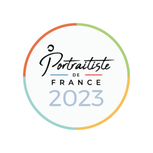 badge de photographe titré Portraitiste de France 2023, basé à Chambéry en Savoie